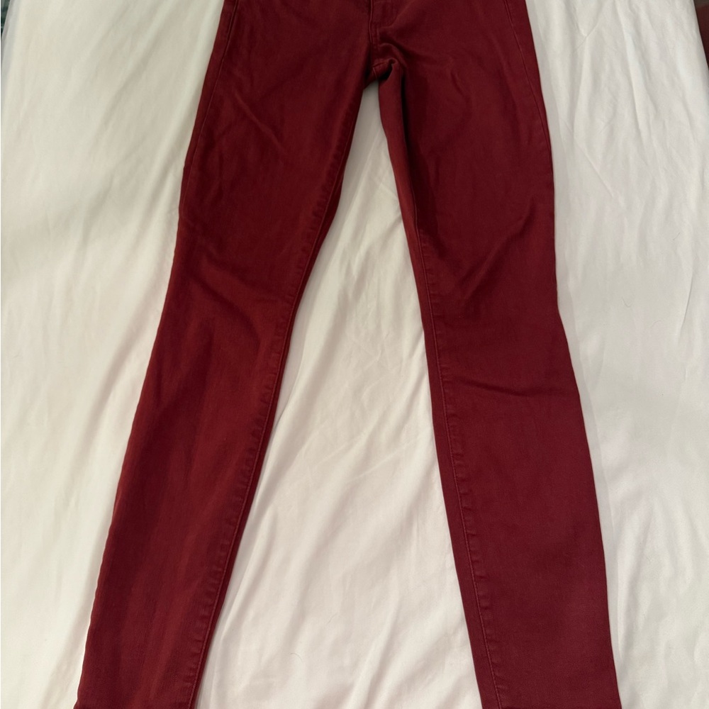 GAP Deep Red‎ Denim
